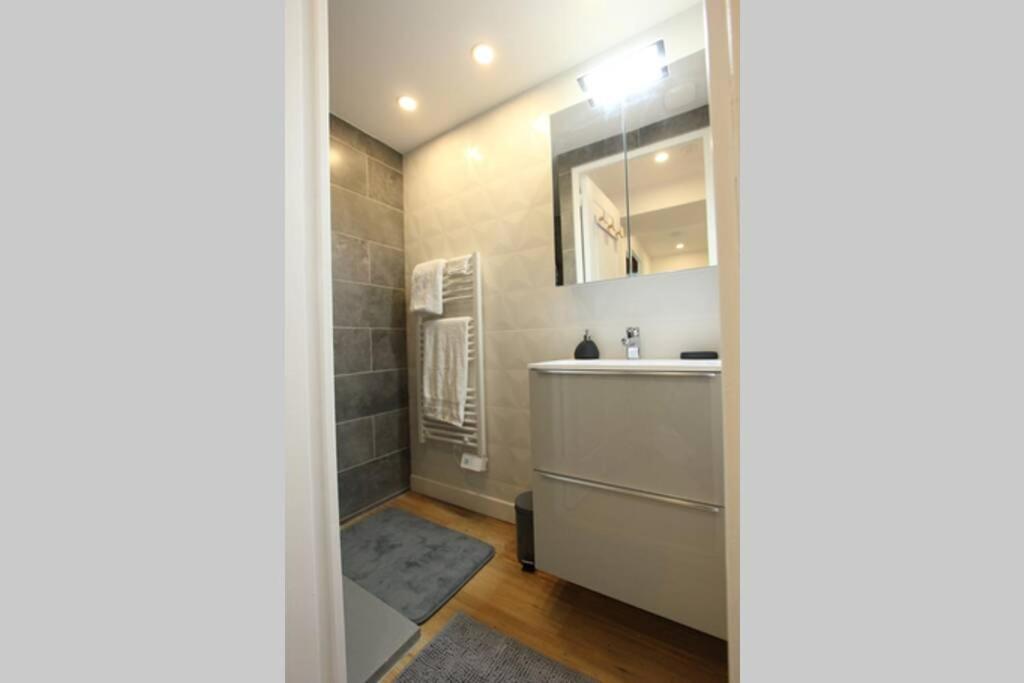 Appartement Centre De Valenciennes Entierement Equipe 64M2 Εξωτερικό φωτογραφία