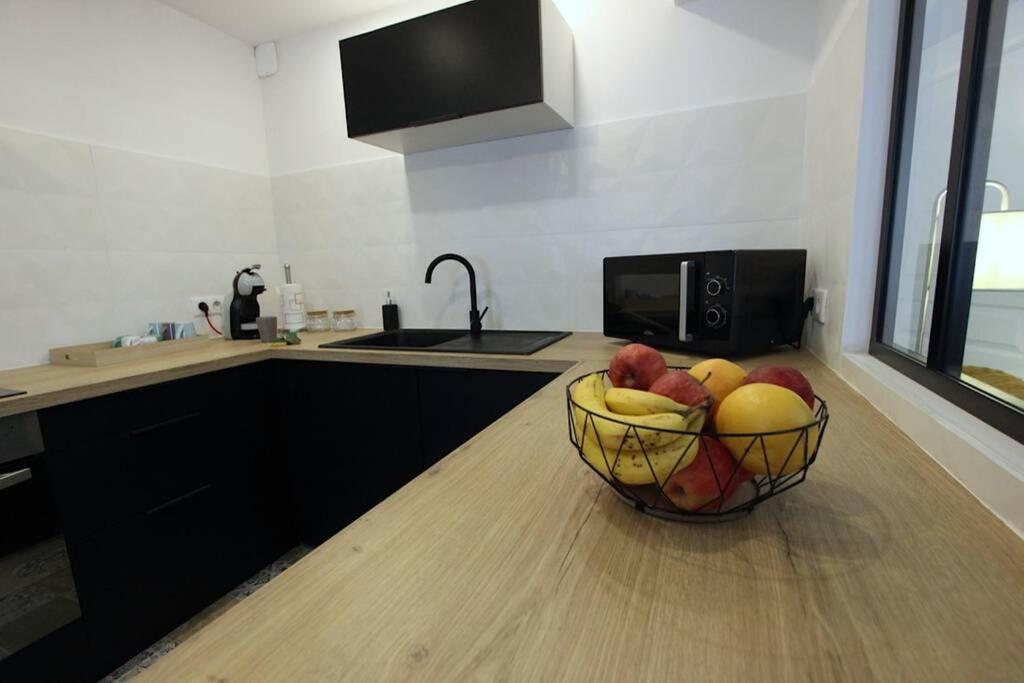 Appartement Centre De Valenciennes Entierement Equipe 64M2 Εξωτερικό φωτογραφία